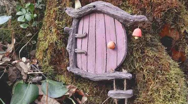 Există o ușă specială în casa ta care îți va face copiii fericiți, dar nu toată lumea o poate vedea