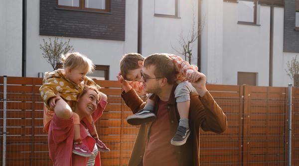 Șapte reguli pentru a stabili limite fără dramatism, de la un expert în creierul copiilor