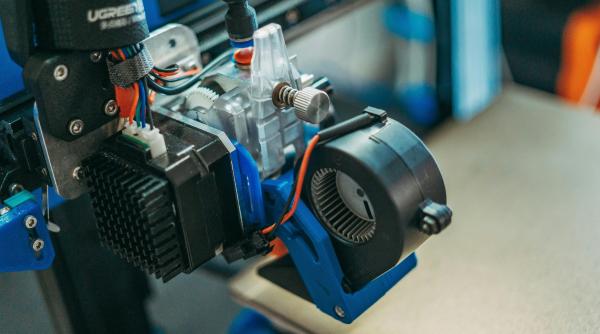 Tânăr din Neamț, premiat cu Premiul pentru cel mai bun cercetător în robotică și inteligență artificială din Italia