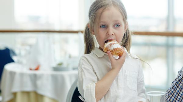 Un psihiatru de la Harvard spune care sunt cei mai mari dușmani pentru memorie și concentrare: „Aceste cinci alimente!”