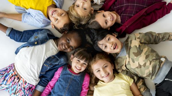 Cum sunt crescuți copiii în diferite colțuri ale lumii