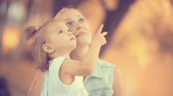 Studiu: 50% dintre copii au un prieten imaginar. Cercetător: „Nu apar din neant!”