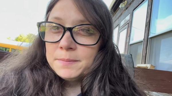 Veronica își crește singură cei 12 copii: „Îmi este greu să le asigur mâncarea pentru că totul s-a scumpit”