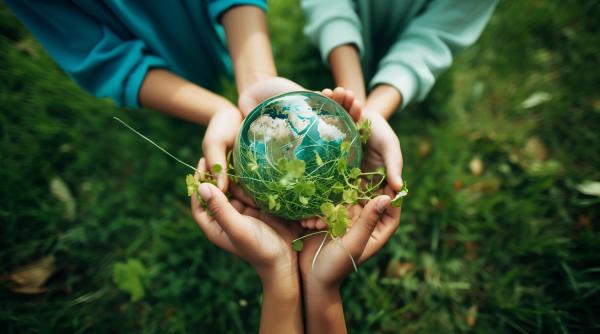 Mircea Duțu, de Ziua Pământului: „Deșeurile au atins o atare cantitate încât la o zonă de interferență între Oceanul Pacific și Oceanul Indian este pe cale a se constitui un nou continent” / VIDEO