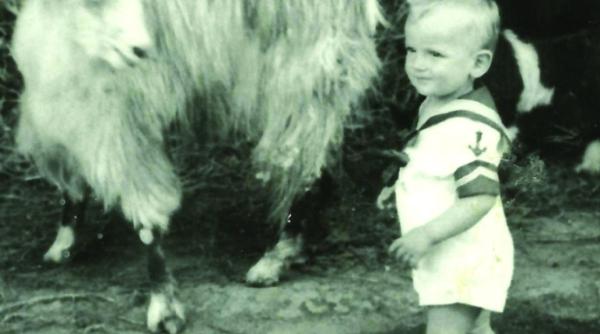 Amintiri din copilăria lui Florin Piersic: ”Când eram mic, mic de tot, doream să mă fac birjar pentru că adoram caii”