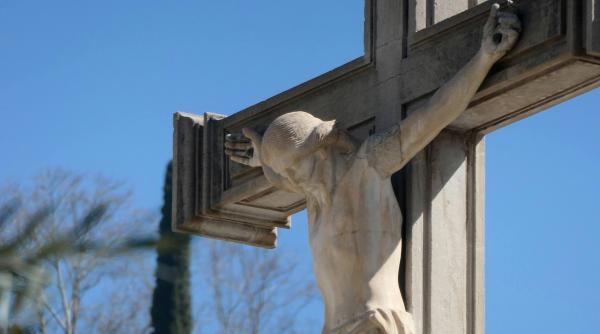 Vinerea Mare: Cum să le explicăm copiilor ce este 