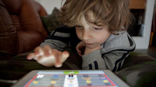 Autism virtual | Marius Zamfir: „Multă lume NU a înțeles cu adevărat ce înseamnă!” Definiția CORECTĂ, chiar de la autorul termenului / VIDEO