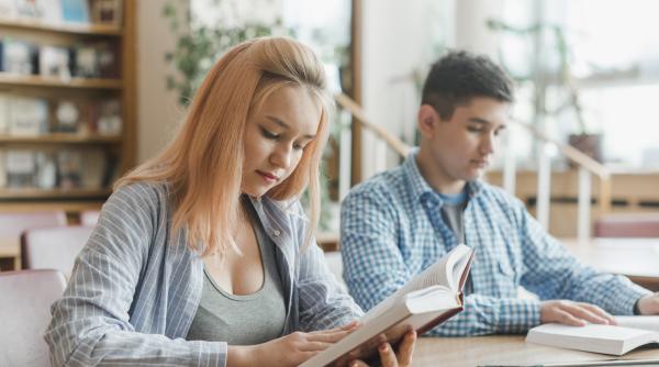  Acestea sunt greșelile pe care le fac părinții atunci când își ajută copiii să aleagă un traseu academic