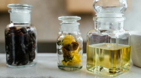 Oțet de mere înainte de culcare: Efecte incredibile la care nu te așteptai niciodată