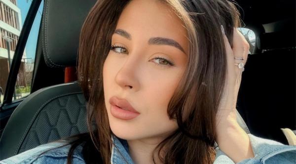 Cum este artista Nicole Cherry în rolul de mamă. Cum reușește să se împartă între carieră și familie