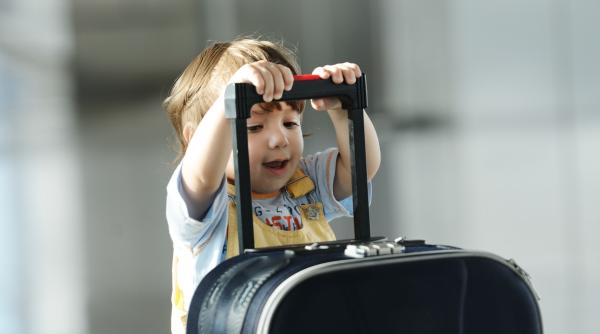 Bilete de avion gratuite pentru copii, de 1 iunie. Condiții