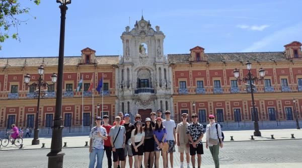 Tineri specializați în IT în Sevilia  