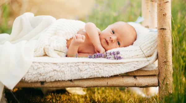 Trăsături ale copiilor născuți în luna iunie, conform studiilor: Se integrează ușor în grupuri, dar pot avea tendința de a fi șarlatani