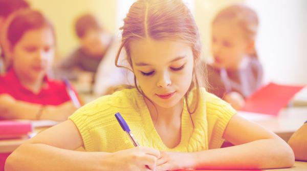 Încep înscrierile la Evaluarea Națională 2024! Ce reguli trebuie respectate și ce sancțiuni pot primi elevii