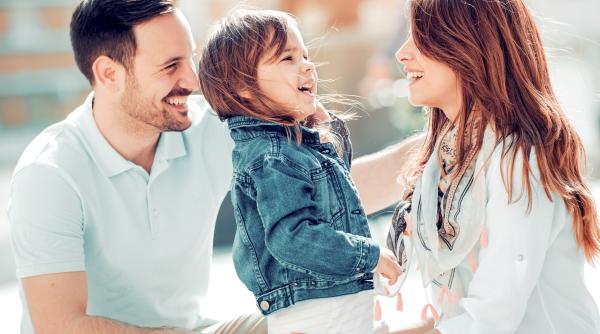 Andreea Marin: „Eu nu sunt prietenul tău de joacă. Nu ne tragem de șireturi oricând, oricum. Este o egalitate prost înțeleasă”