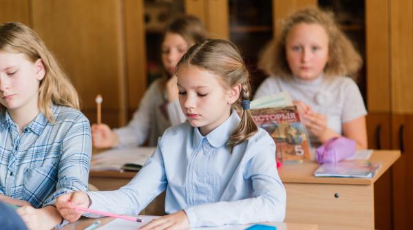 Sorin Popa, despre profesori: „Fac doar un transfer de informație și asta NU schimbă vieți!” Materia care poate schimba viitorul educației în România: „Peste 20.000 de copii o au deja în curriculă”