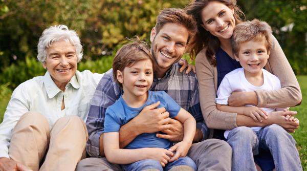 3 idei preconcepute despre distanța dintre copii și părinții lor 