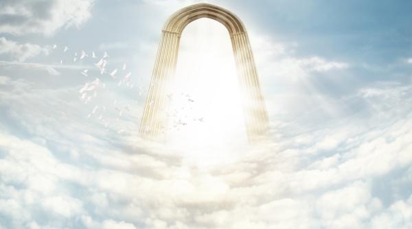 Un preot ar vinde „pământ” în Rai și ar susține că te poate face vecin cu Dumnezeu. Prețul pe metru pătrat ar fi aproximativ 500 lei