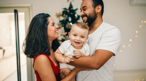 „Sunt tatăl nepotului meu și unchiul fiului meu”: Cum a fost posibil? 