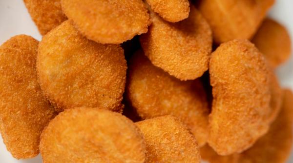 Nuggets: Chiar vrei să știi ce conțin nuggets de pui?