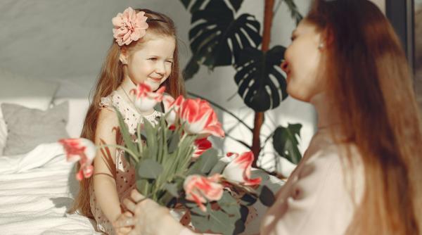 Mamă de fată? Nu-i spune nciodată fiicei tale aceste 4 lucruri