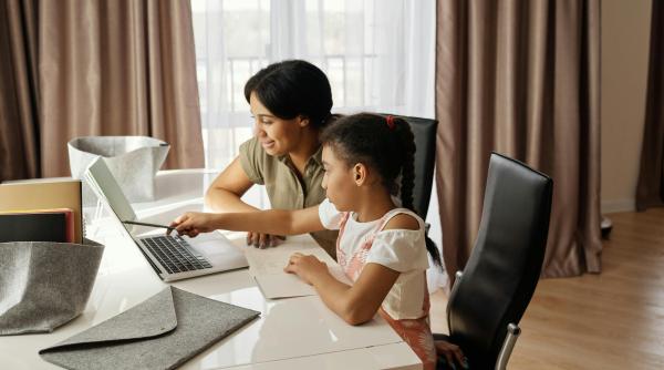 ”Nu știu”: Un răspuns cu puternic caracter educațional? Iată ce îi învață pe copii