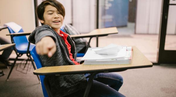 Învață-ți copilul să nu-și bată joc de alții