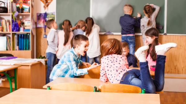 Elevii care au această atitudine în clasă sunt mai deștepți, spun oamenii de știință: „NU este vorba despre comportamentul celor mai disciplinați!”