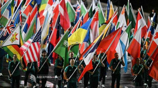 Au început Jocurile Olimpice de la Paris. Fosta mare gimnastă Nadia Comăneci a purtat Torța Olimpică alături de Rafa Nadal, Serena Williams și Carl Lewis