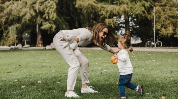 Afirmațiile pe care părinții cu un singur copil nu mai suportă să le audă!