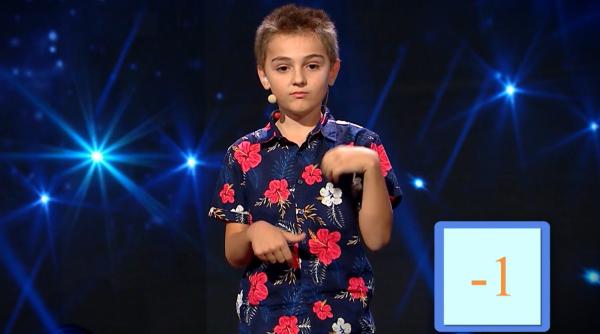 Copil român, părăsit de mamă de mic, un adevărat exemplu de geniu precoce! La doar 10 ani poate rezolva un exercițiu din 70 de termeni în doar 0,5 secunde!
