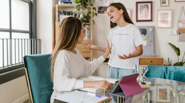 Ești o mamă prea pretențioasă? Iată 5 semne inconfundabile