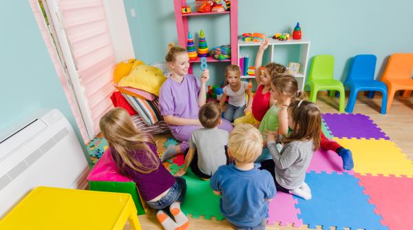 Ce să-i spui copilului tău înainte să înceapă grădinița