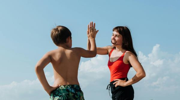 7 lucruri esențiale pentru a crește copii învingători: Obligația de părinte este să le cunoști