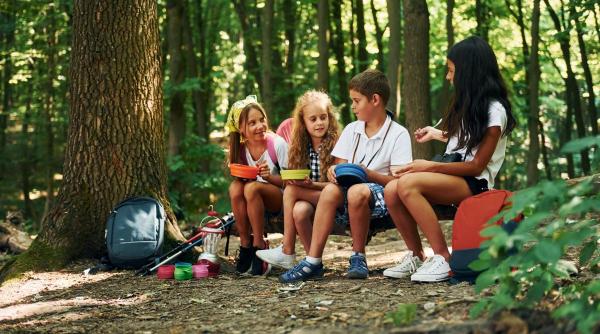Tot mai multe cereri pentru taberele urbane. Care e preţul pe săptămână, pentru un singur copil