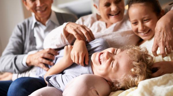 Bunicii au fost întrebați dacă au un nepot preferat: Iată ce au răspuns!