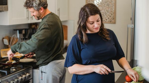 Acestea sunt cele 12 alimente care sunt interzise în timpul sarcinii