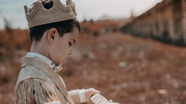 „Prinț și Cerșetor” - Povestea care îi învață pe copii să fie oameni mai buni