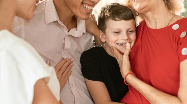 Cuvintele pe care trebuie să le spunem părinților noștri înainte de a fi prea târziu