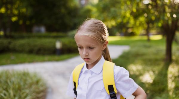 Afirmațiile pe care părinții ar trebui să le spună pentru a-l ajuta pe elev la începutul anului școlar. Un expert în dezvoltarea copilului oferă cele mai bune patru fraze 