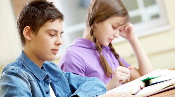 Anul școlar 2024-2025: SCHIMBĂRI MAJORE. Elevii vor da examenele naționale mai devreme din cauza temperaturilor ridicate