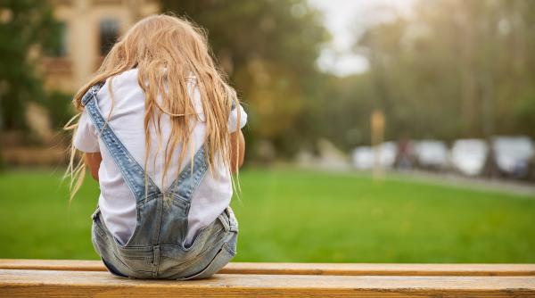 Cât îl încărcăm pe copil cu activități, cu teme și cât îl lăsăm liber, să se joace? Avertismentul lui Petruț Rizea: „ASTA doar amână un dezastru inevitabil!” / VIDEO