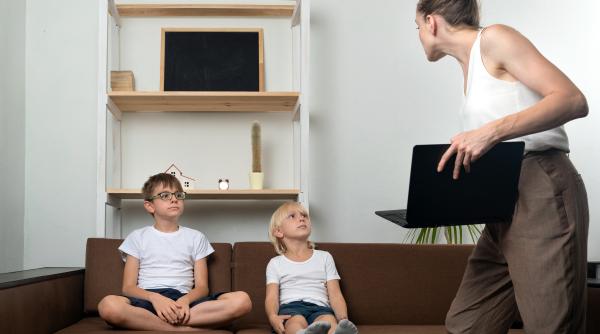 Cum să modelezi eficient comportamentul copilului