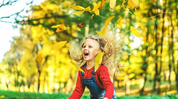 „Ne petrecem viața transformând copiii în roboți pentru a face lucrurile corect”. Pe ce ar trebui, de fapt, să se bazeze educația?