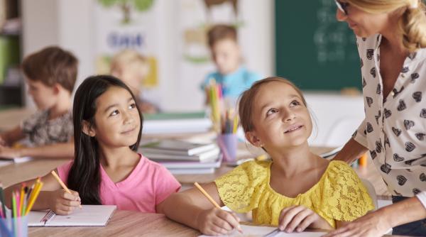 Profesorul univ. dr. Paul Magheru propune o nouă materie în programa obligatorie a şcolilor: ”Este o iniţiativă care trebuie sprijinită de toți”