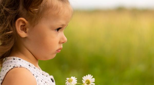 Cum este copilul tău în funcție de greșeala educațională pe care ai făcut-o? Psihologii avertizează: „NU suntem mereu conștienți de răul pe care îl provocăm micuților noștri!”