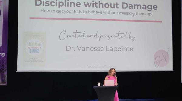 EXCLUSIV! Dr. Vanessa Lapoint demontează sfaturile potrivit cărora copilul trebuie să fie independent: "Din darul dependenței profunde iese adevărata independență!"