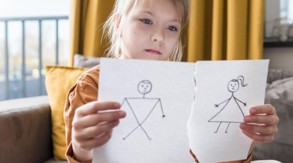  Cazurile în care poți obține CUSTODIA EXCLUSIVĂ a minorului în caz de divorț