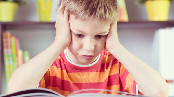 Semnele care arată că al tău copil este dislexic, conform unui expert: „Dislexia este greu de identificat de către părinți”