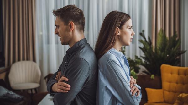 Capcane de evitat în căsnicia ta. Sfaturi valoroase de la un renumit psiholog. „Bărbații sunt mai fericiți atunci când soțiile vorbesc despre problemele conjugale”